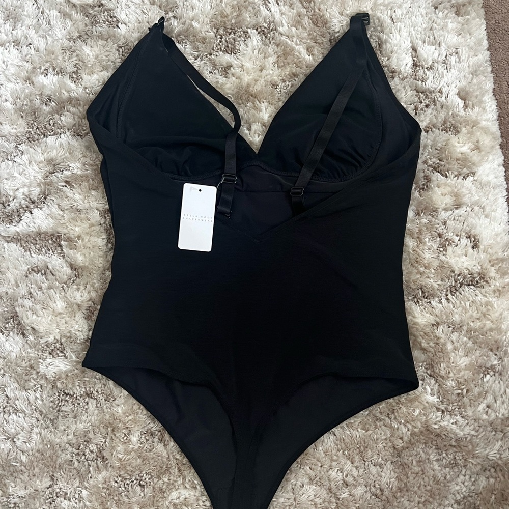 Women’s shapewear (thong)